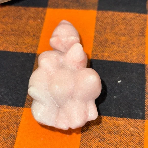 Pink Opal Kitsune - Picture 4 of 4